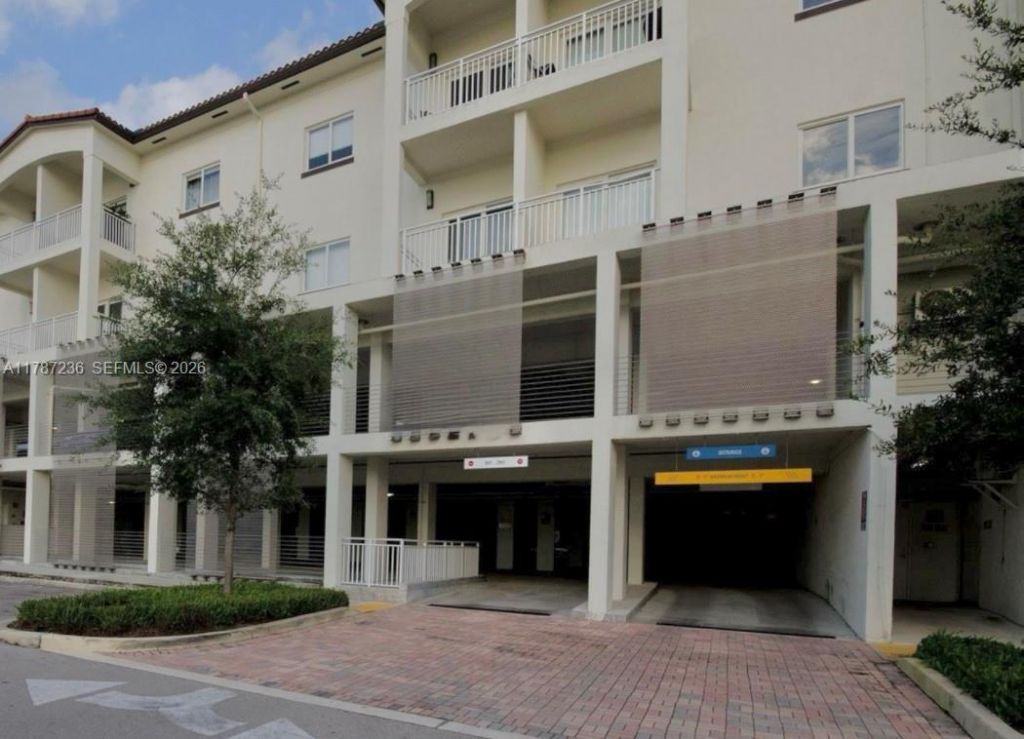 10950 NW 82nd St, Unit 205, Doral, FL 33178 Photo