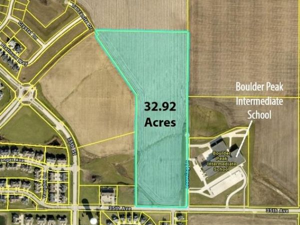 35th Avenue, Unit 32.92 Ac, Marion, IA 52302