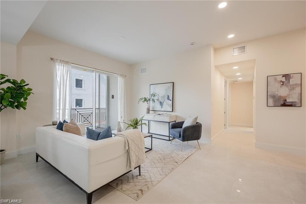 26589 Rosewood Point Dr, Unit B-208, Bonita Springs, FL 34135 Photo