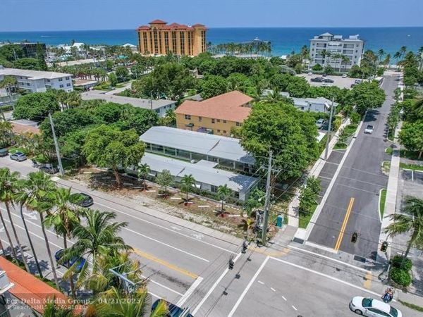 10 NE 20th Ave, Deerfield Beach, FL 33441
