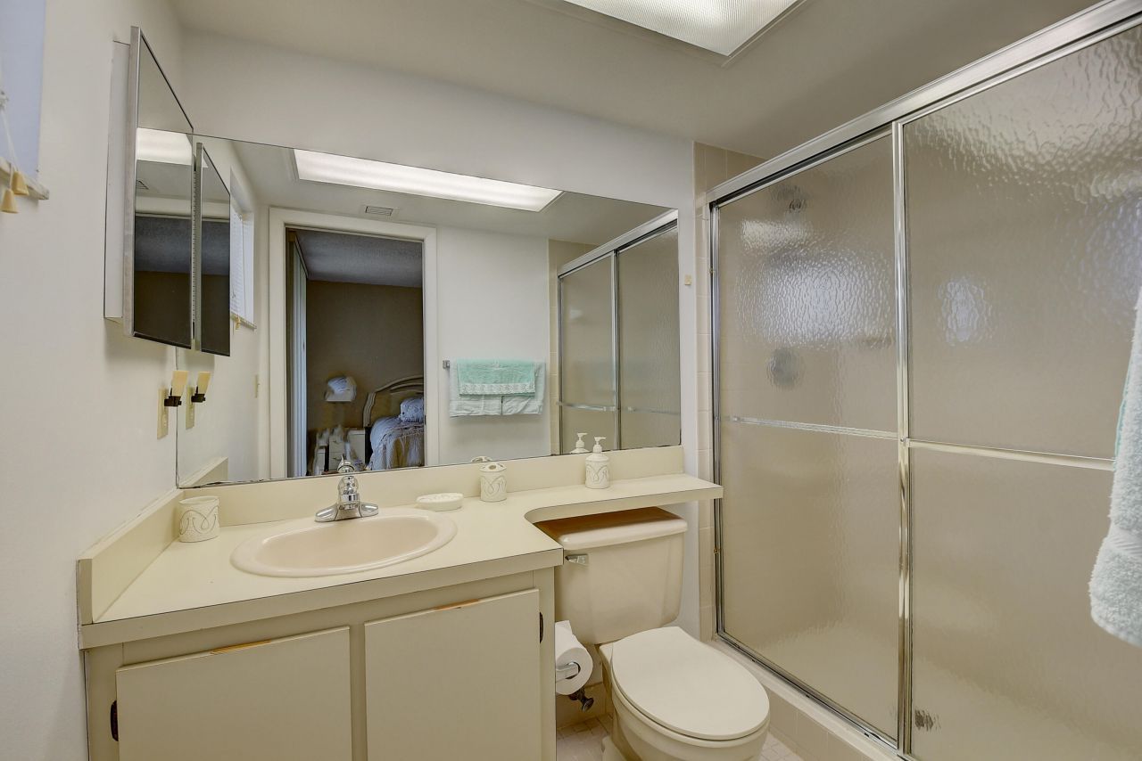 5370 Las Verdes Circle, Unit 324, Delray Beach, FL 33484 Photo