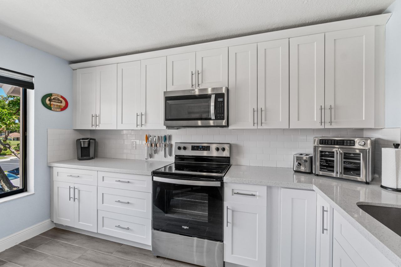 11255 Green Lake Drive, Unit 203, Boynton Beach, FL 33437 Photo