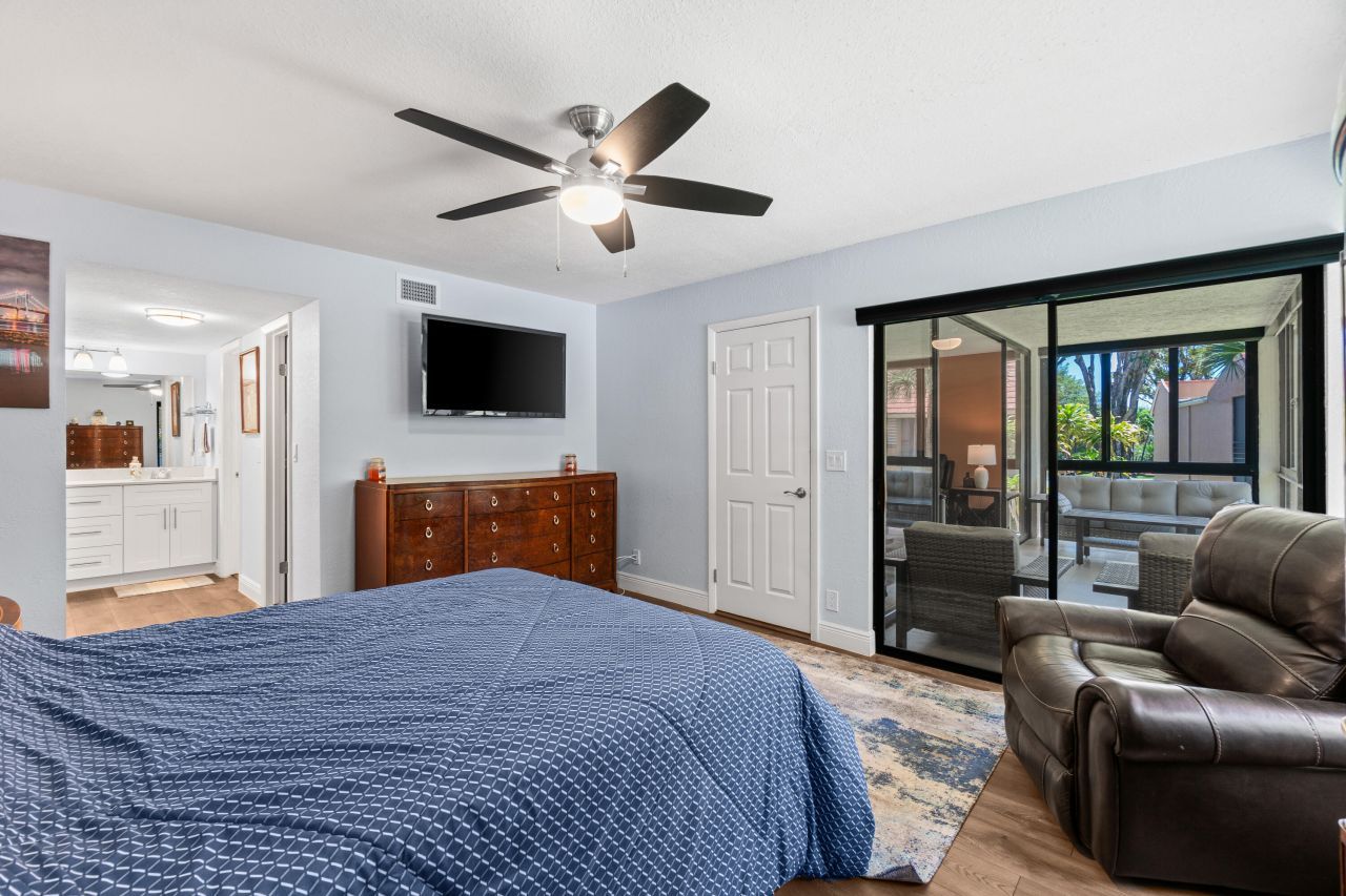 11255 Green Lake Drive, Unit 203, Boynton Beach, FL 33437 Photo