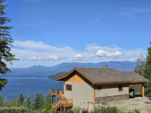 1935 Eagen Mountain Dr, Hope, ID 83836