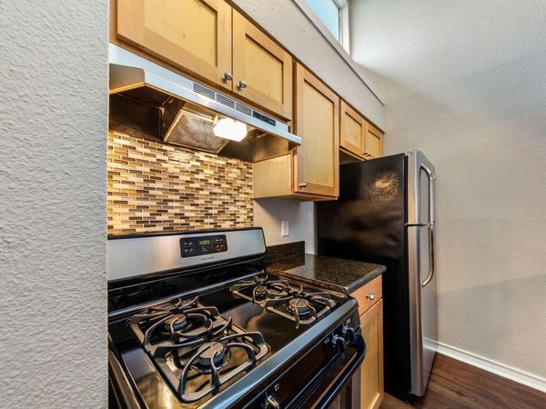 1900 Burton DR, Unit 238, Austin, TX 78741