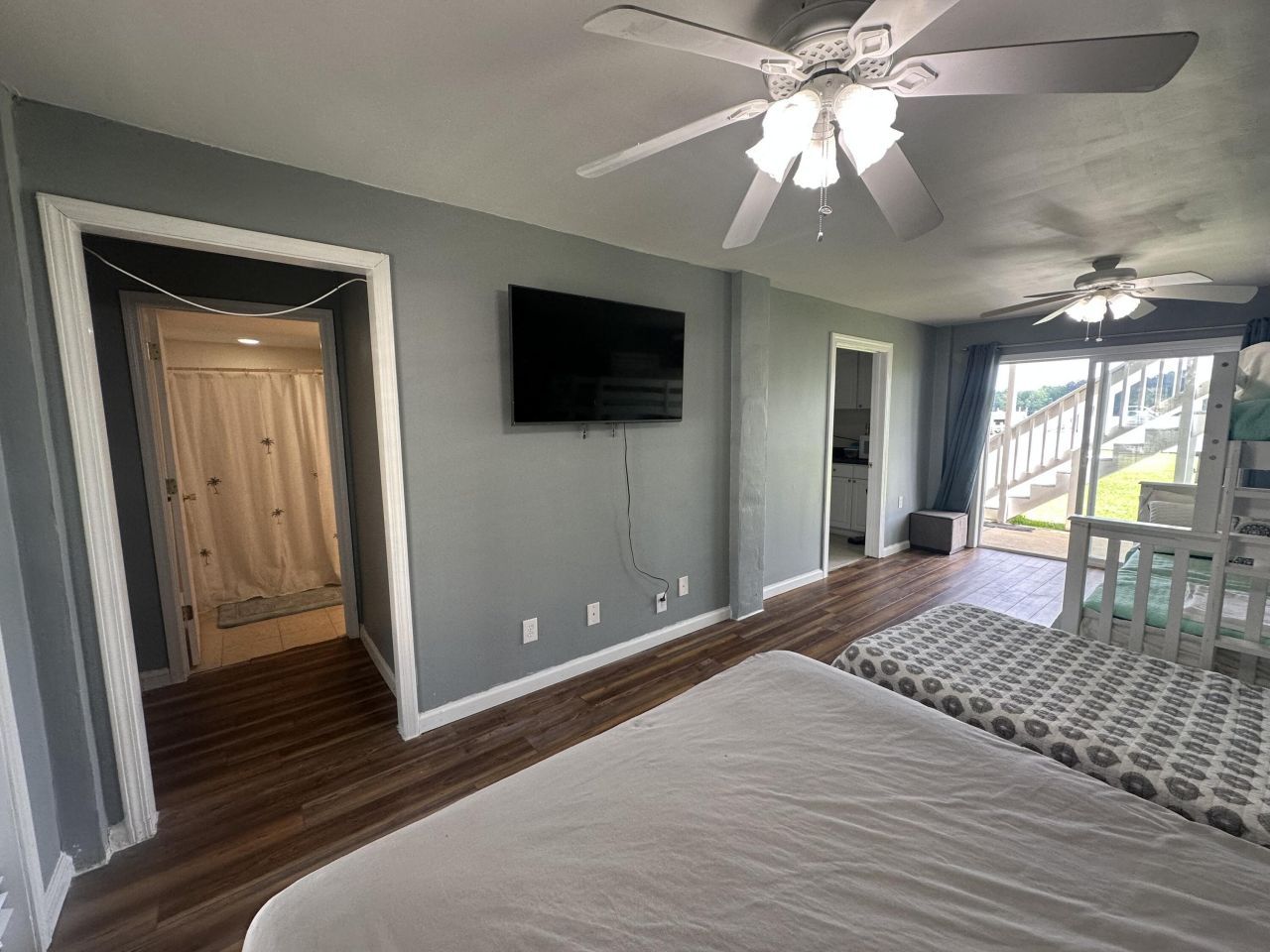 1049 Island Court Photo 14