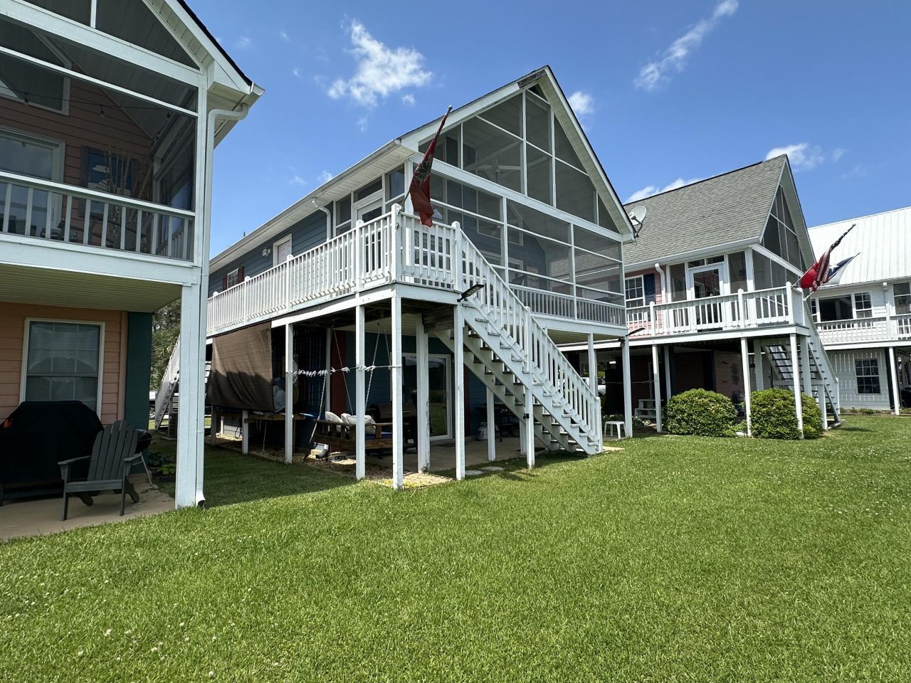 1049 Island Court Photo 35