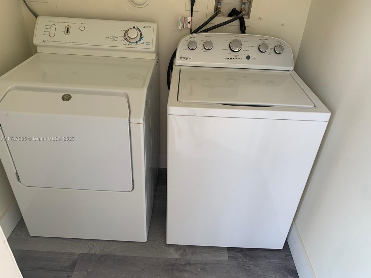 451 NE 207th Ln, Unit 102, Miami, FL 33179 Photo