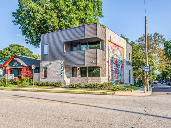 2283 YOUNG AVE, Memphis, TN 38104