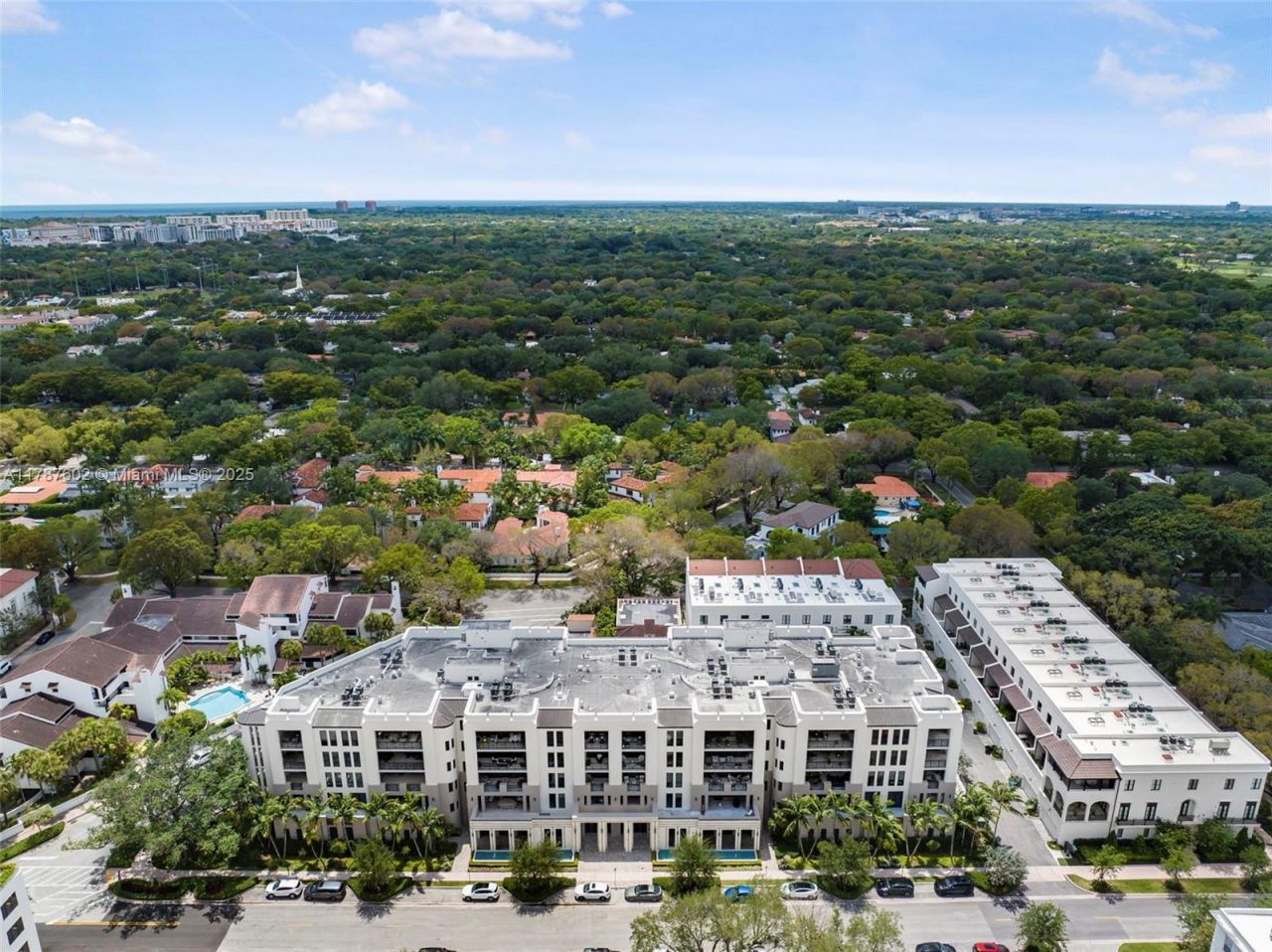 718 Valencia Ave, Unit 206, Coral Gables, FL 33134 Photo