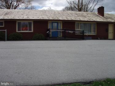 4490 EAST MAIN STREET, BELLEVILLE, PA 17004