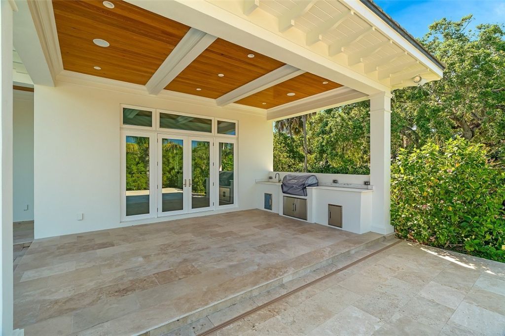 120 Coconut Palm Road, Vero Beach, FL 32963 Photo