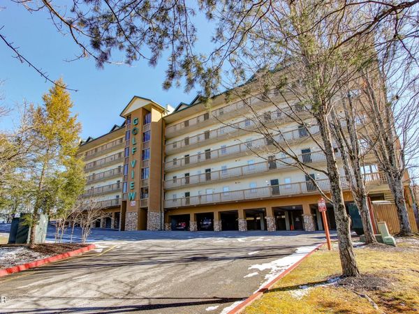 820 Golf View Boulevard, Pigeon Forge, TN 37863