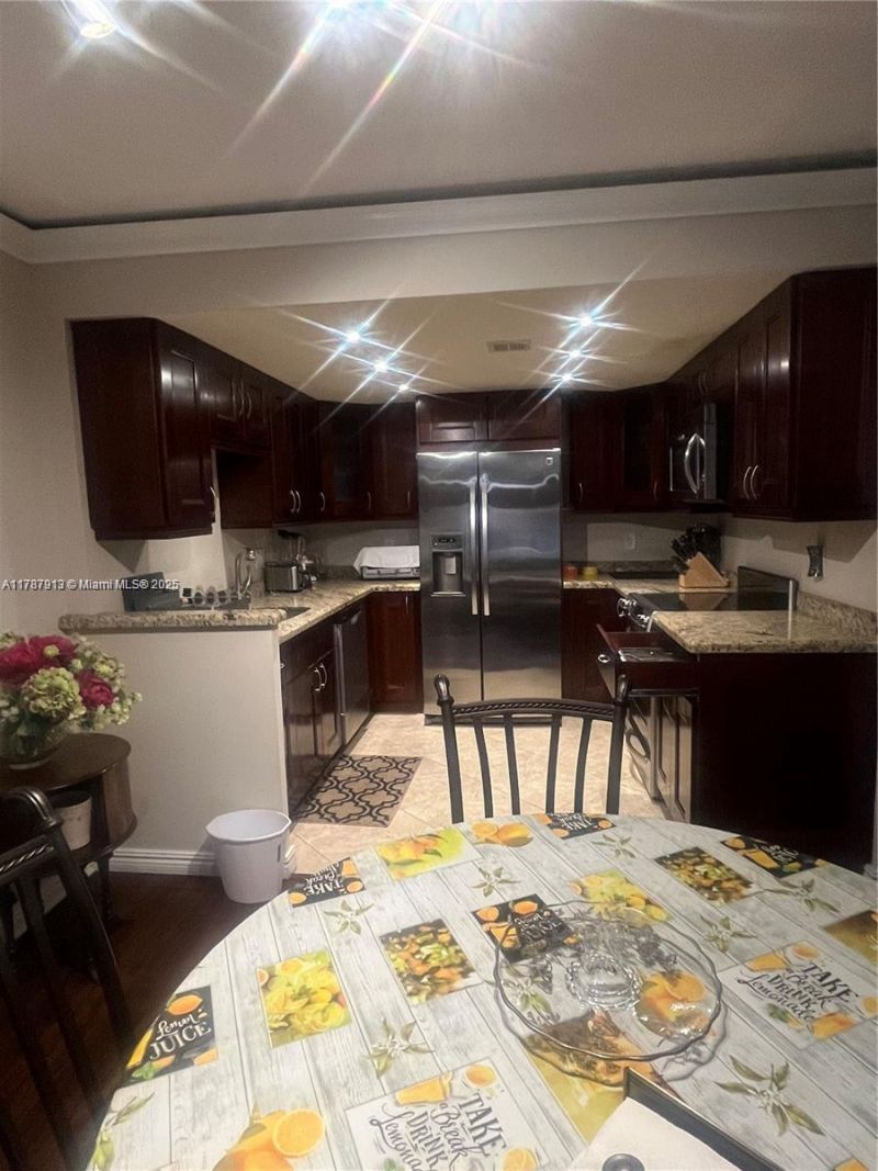 1825 S Ocean, Unit 413, Hallandale Beach, FL 33009 Photo
