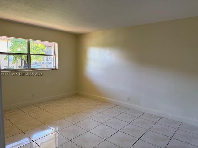 6101 N Falls Circle Dr, Unit 312, Lauderhill, FL 33319 Photo