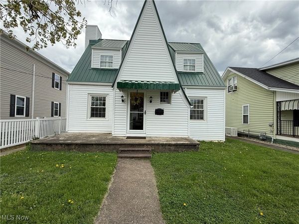 310 Barkwill Street, St Marys, WV 26170