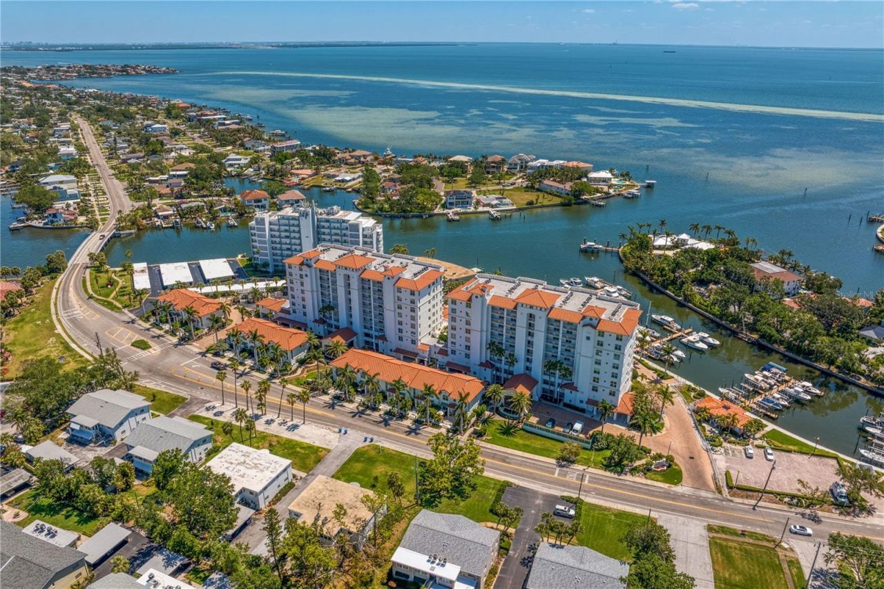 1325 Snell Isle Boulevard Ne, Unit 911, Saint Petersburg, FL 33704 Photo