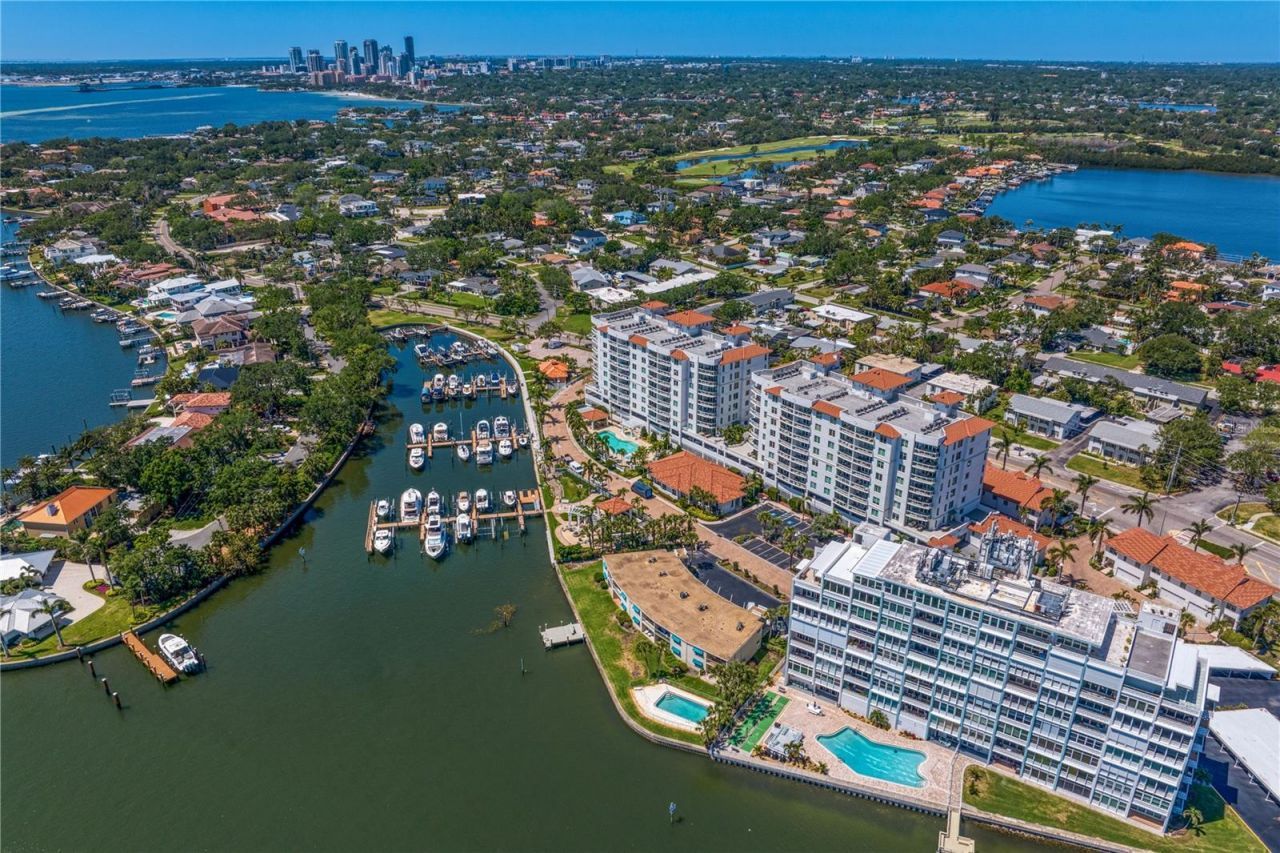 1325 Snell Isle Boulevard Ne, Unit 911, Saint Petersburg, FL 33704 Photo