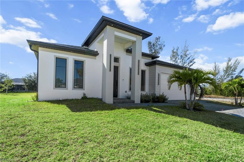 1806 NW 21st Ave, Cape Coral, FL 33993 Photo