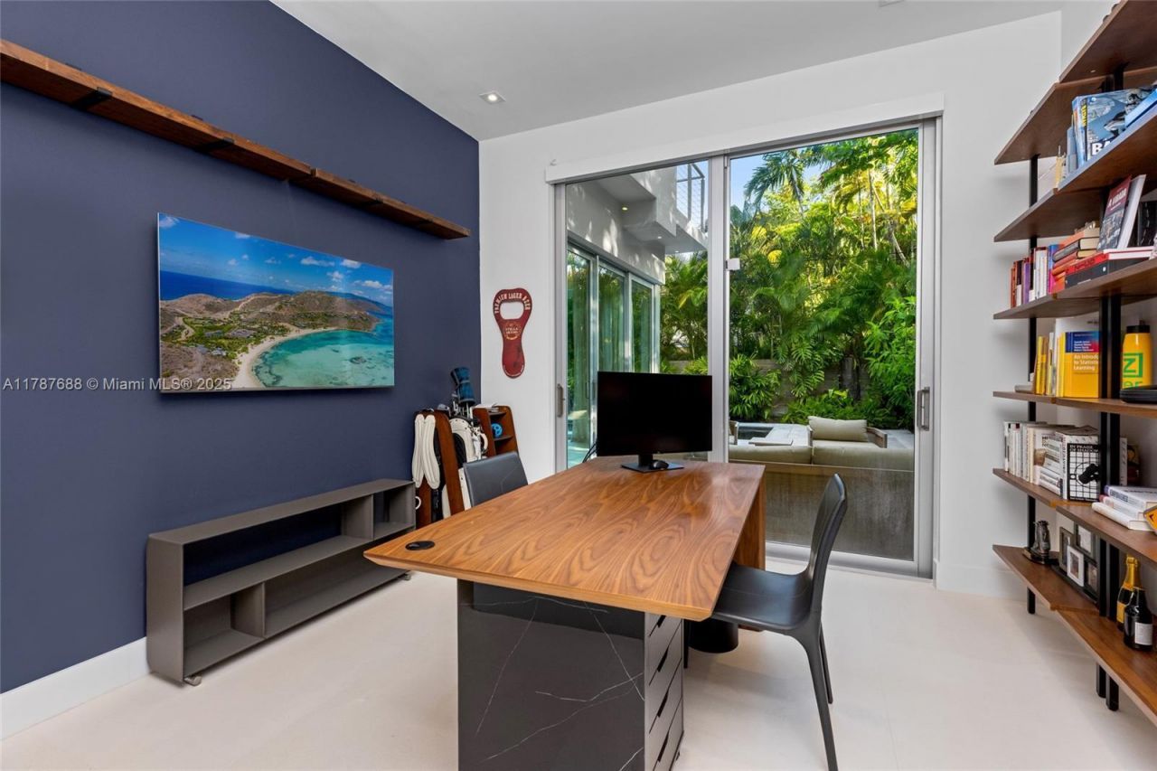 4039 Ventura Ave, Miami, FL 33133 Photo