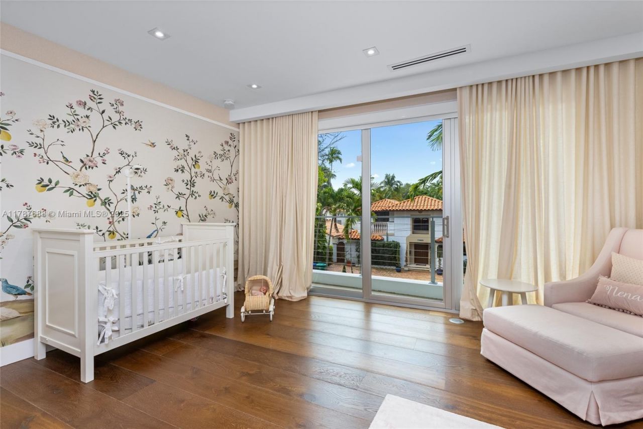 4039 Ventura Ave, Miami, FL 33133 Photo