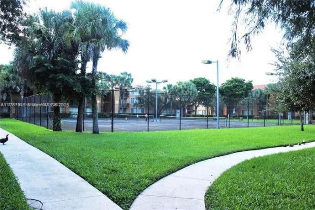 10709 Cleary Blvd, Unit 307, Plantation, FL 33324 Photo