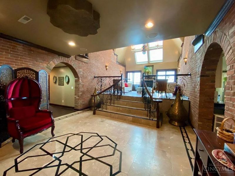 255 Warner Street, Cincinnati, OH 45219 Photo 39