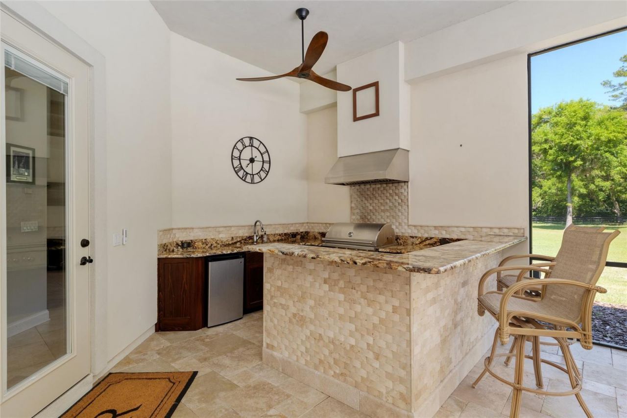 14742 NW 11th Place, Newberry, FL 32669 Photo