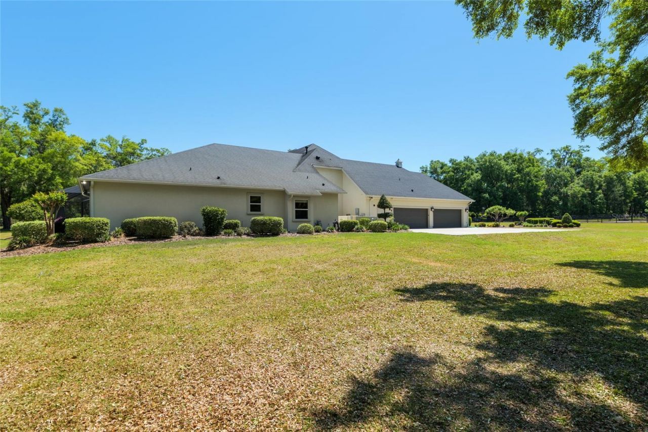 14742 NW 11th Place, Newberry, FL 32669 Photo