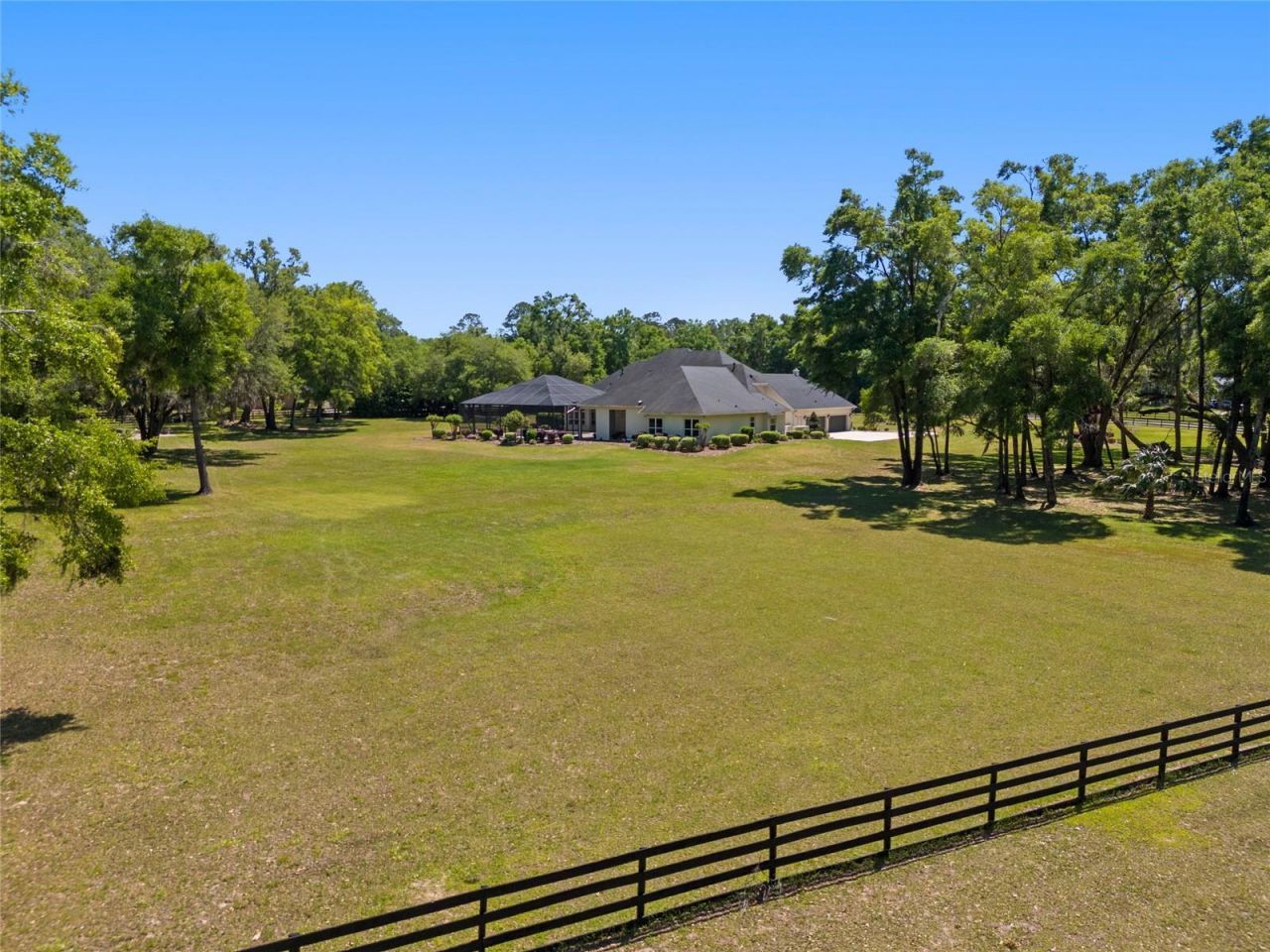 14742 NW 11th Place, Newberry, FL 32669 Photo