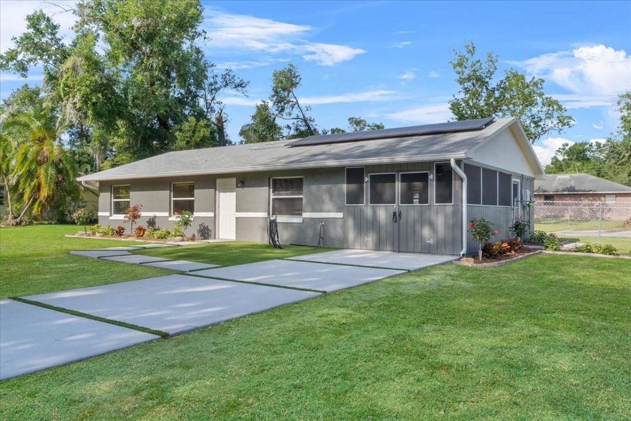 825 N Clermont Avenue, Fort Meade, FL 33841 Main Photo