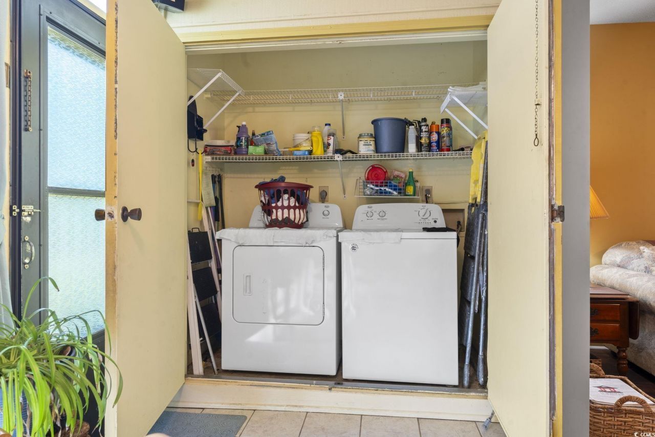 510 Fairwood Lakes Dr. Photo 26