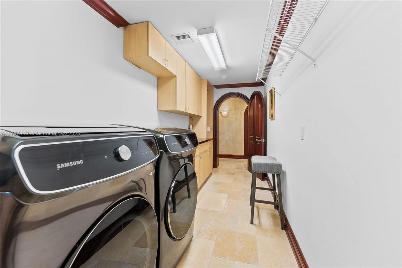 609 2nd Key Dr, Fort Lauderdale, FL 33304 Photo