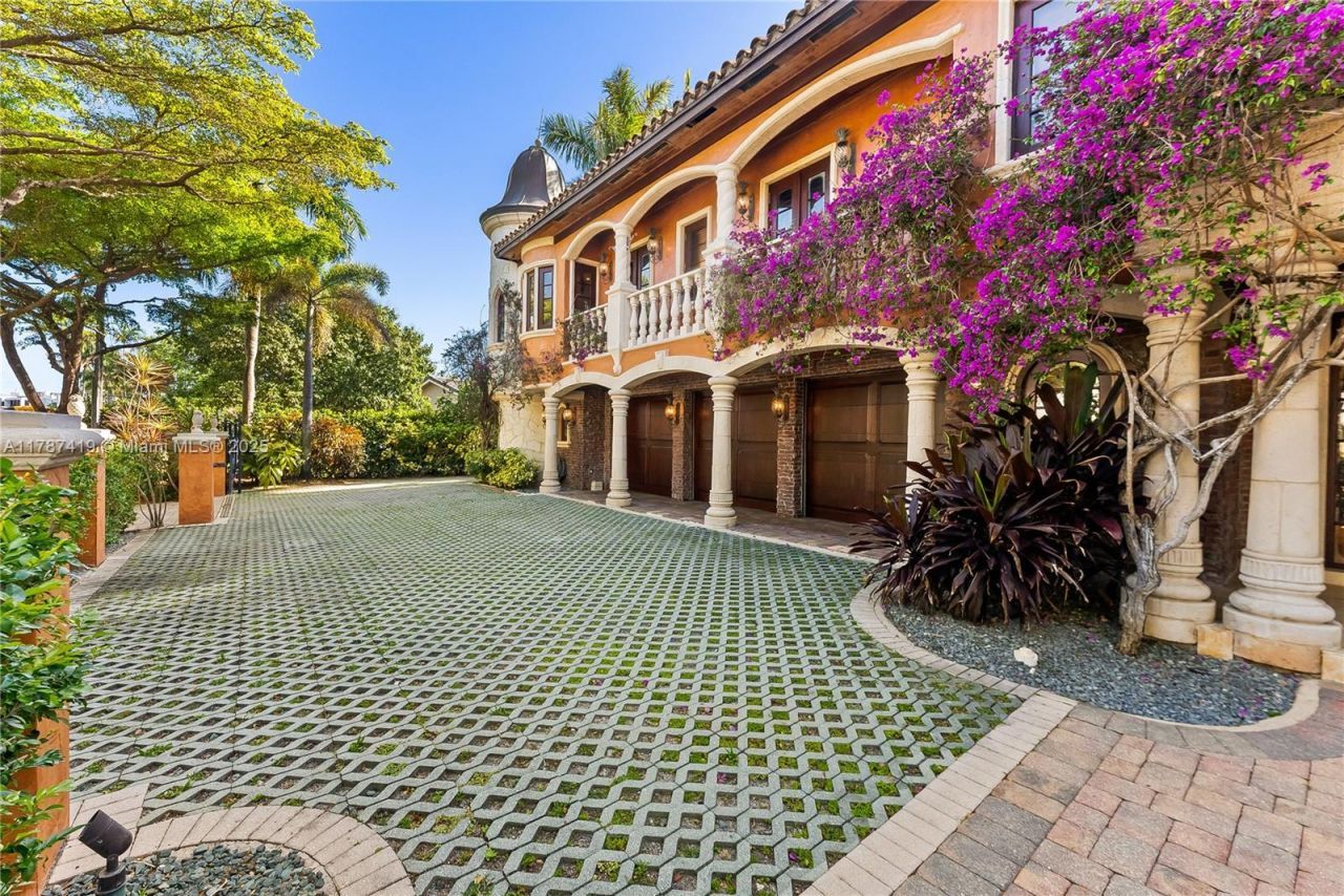 609 2nd Key Dr, Fort Lauderdale, FL 33304 Photo