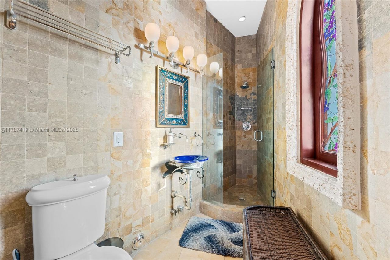 609 2nd Key Dr, Fort Lauderdale, FL 33304 Photo