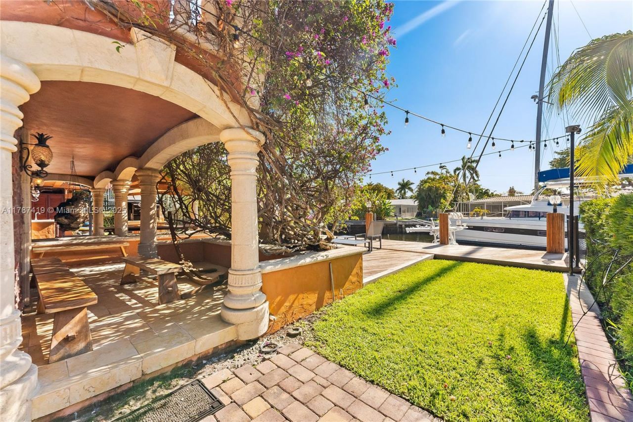 609 2nd Key Dr, Fort Lauderdale, FL 33304 Photo