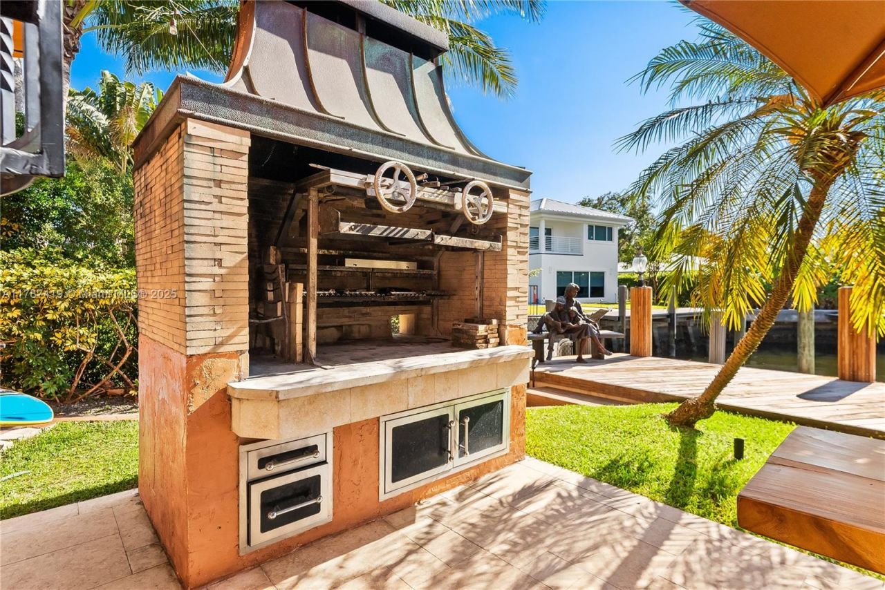 609 2nd Key Dr, Fort Lauderdale, FL 33304 Photo