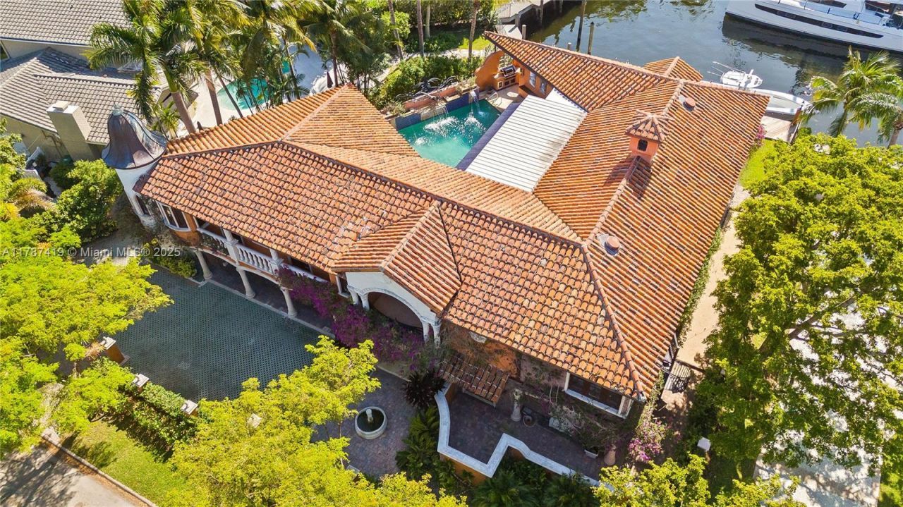 609 2nd Key Dr, Fort Lauderdale, FL 33304 Photo