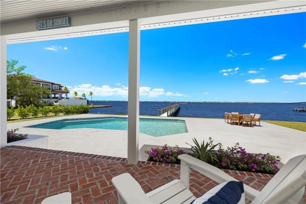 8451 Casa Del Rio Ln, Fort Myers, FL 33919 Photo