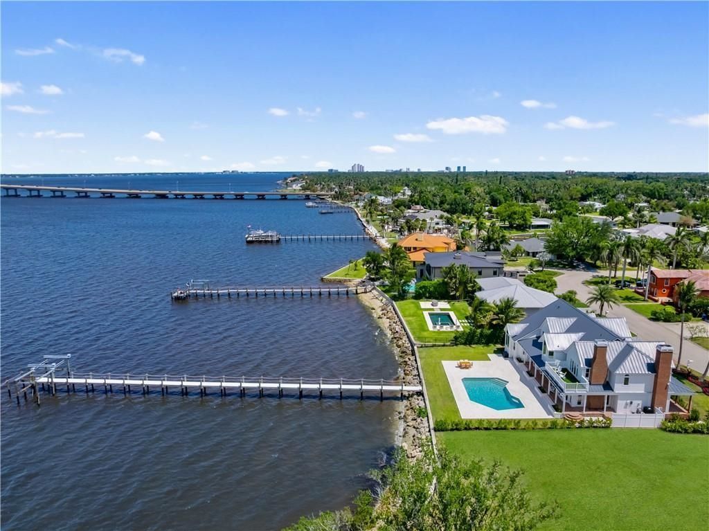 8451 Casa Del Rio Ln, Fort Myers, FL 33919 Photo