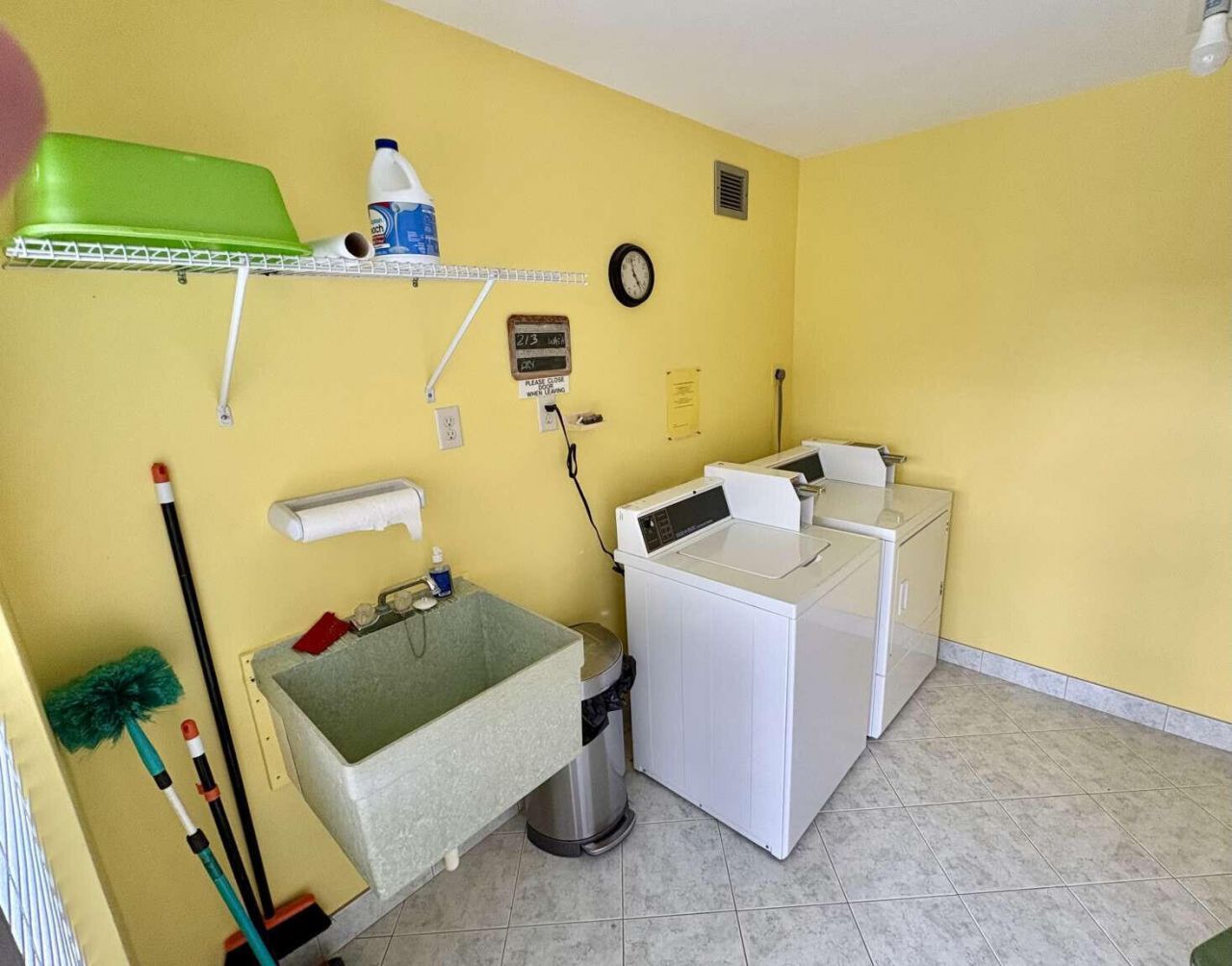 200 Greytwig Road, Unit 213, Vero Beach, FL 32963 Photo