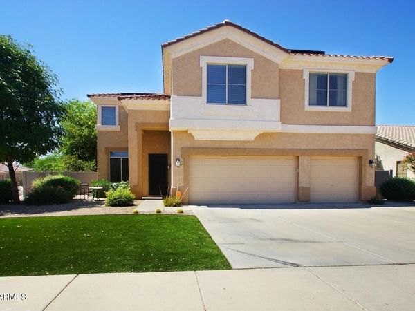 239 W DESERT Avenue, Gilbert, AZ 85233