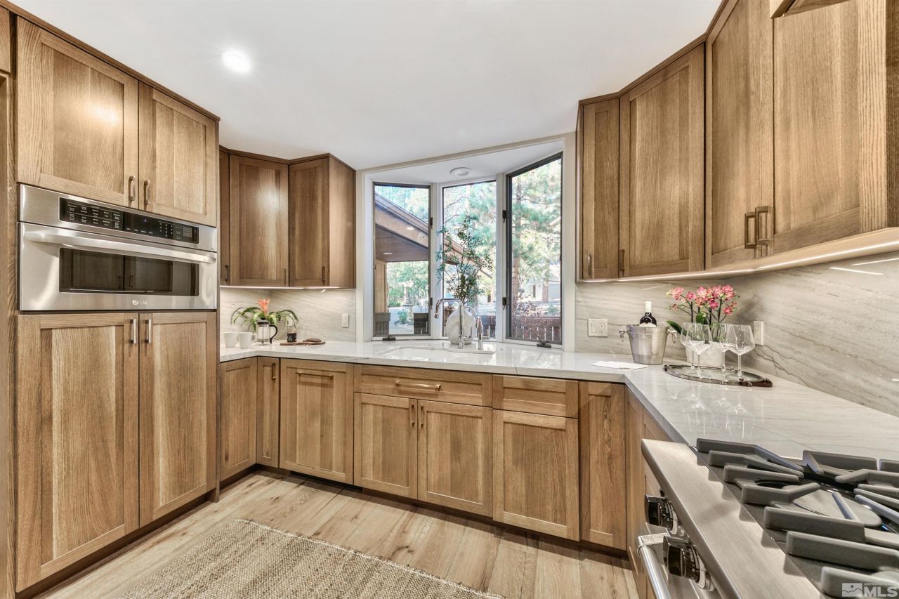 150 Juanita, Unit 2, Incline Village, NV 89451 Photo