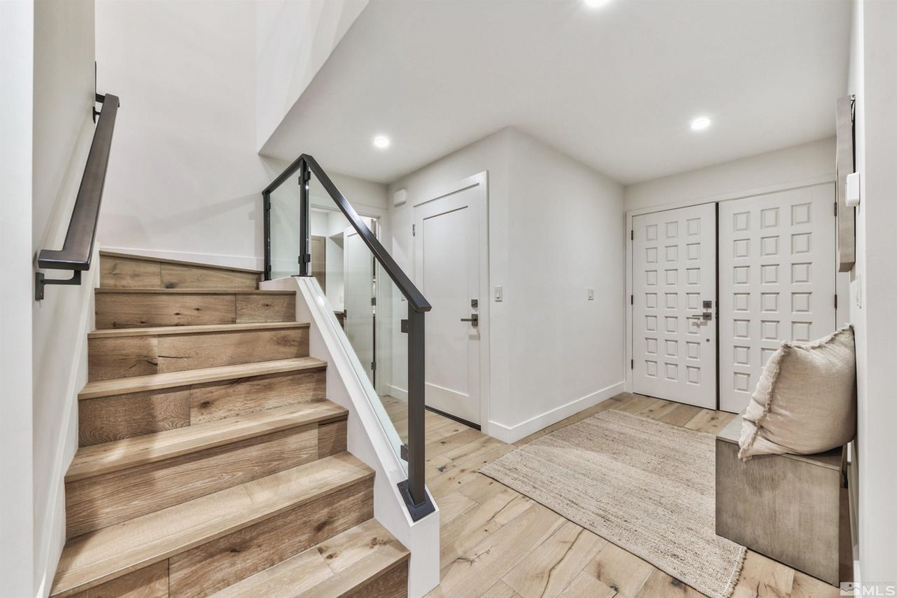 150 Juanita, Unit 2, Incline Village, NV 89451 Photo