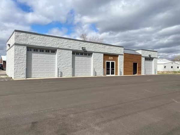 225 Jefferson Street, Cambridge, WI 53523