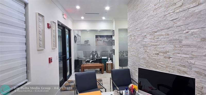 9200 Belvedere Road, Unit 101, Royal Palm Beach, FL 33411 Photo