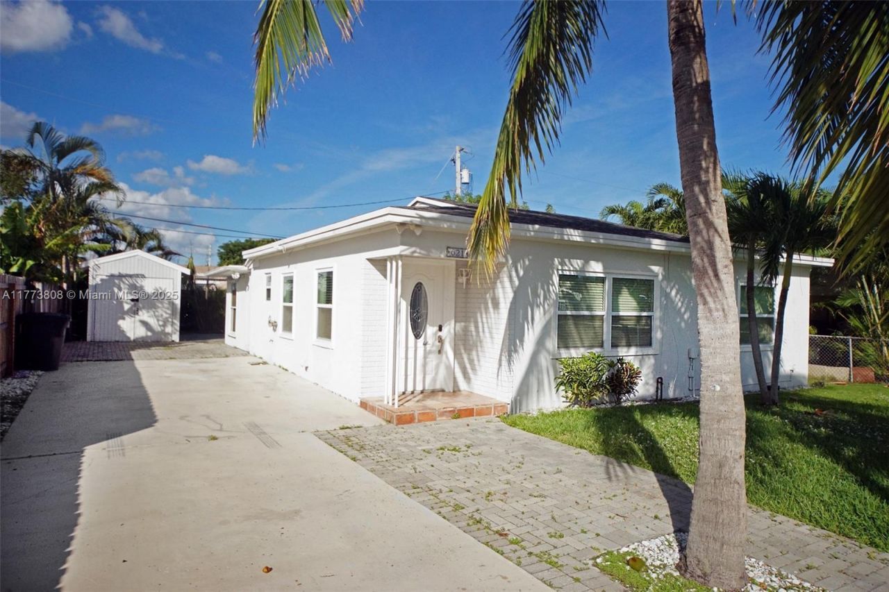 621 Hudson Rd, West Palm Beach, FL 33405 Photo