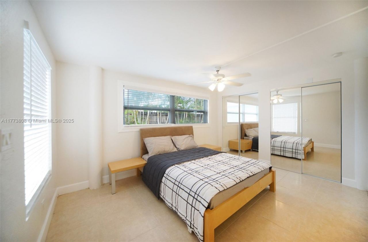 621 Hudson Rd, West Palm Beach, FL 33405 Photo