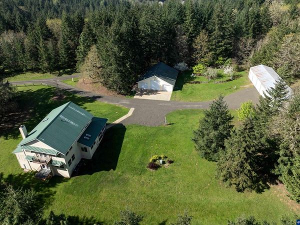 17234 Oakdale Rd, Dallas, OR 97338