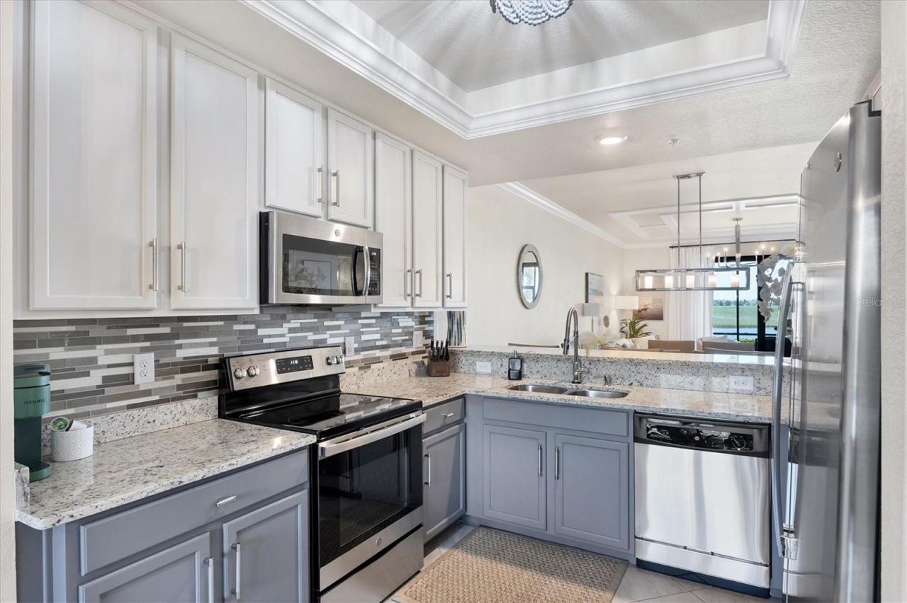 5624 Palmer Circle, Unit 105, Bradenton, FL 34211 Photo